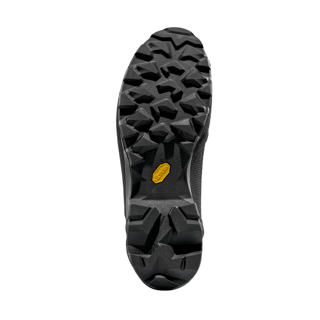 Scarponi uomo AEQUILIBRIUM TREK GTX