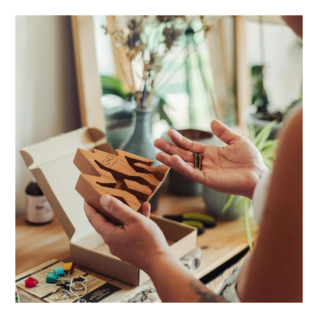 Y Y VERTICAL | Key Holder Mountain - Cherry - New product 2024