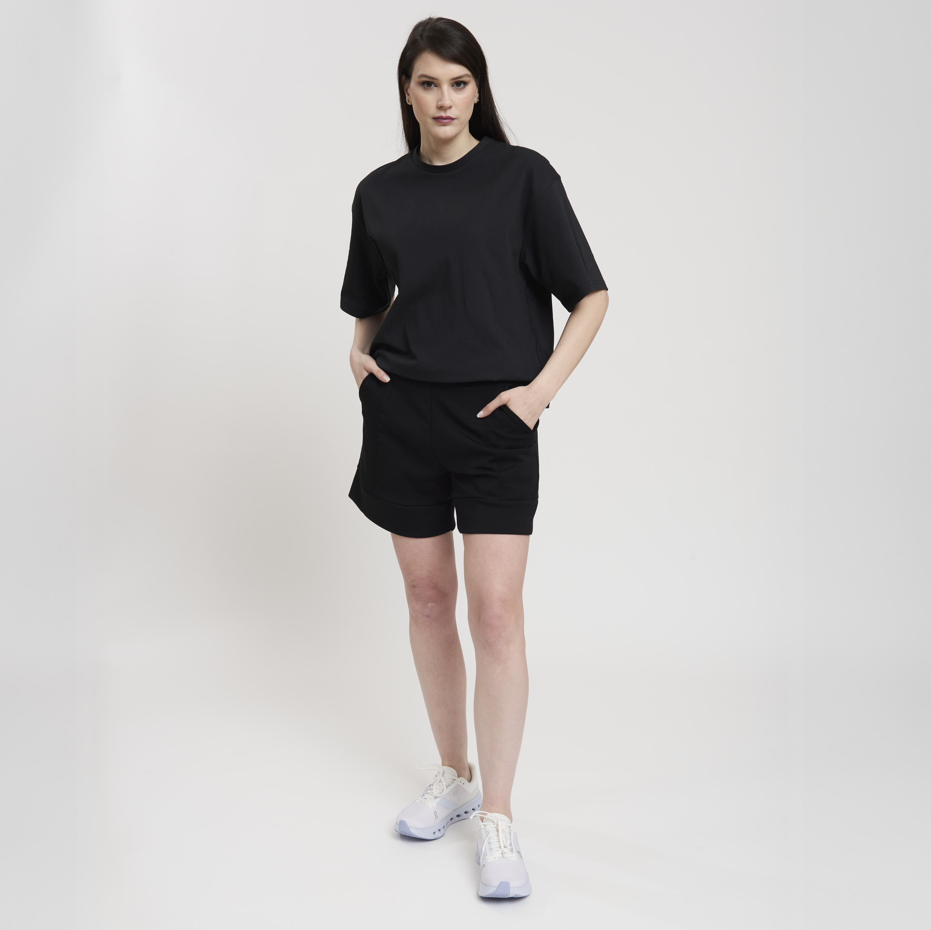 LA TITTY WOMAN BERMUDA PANT