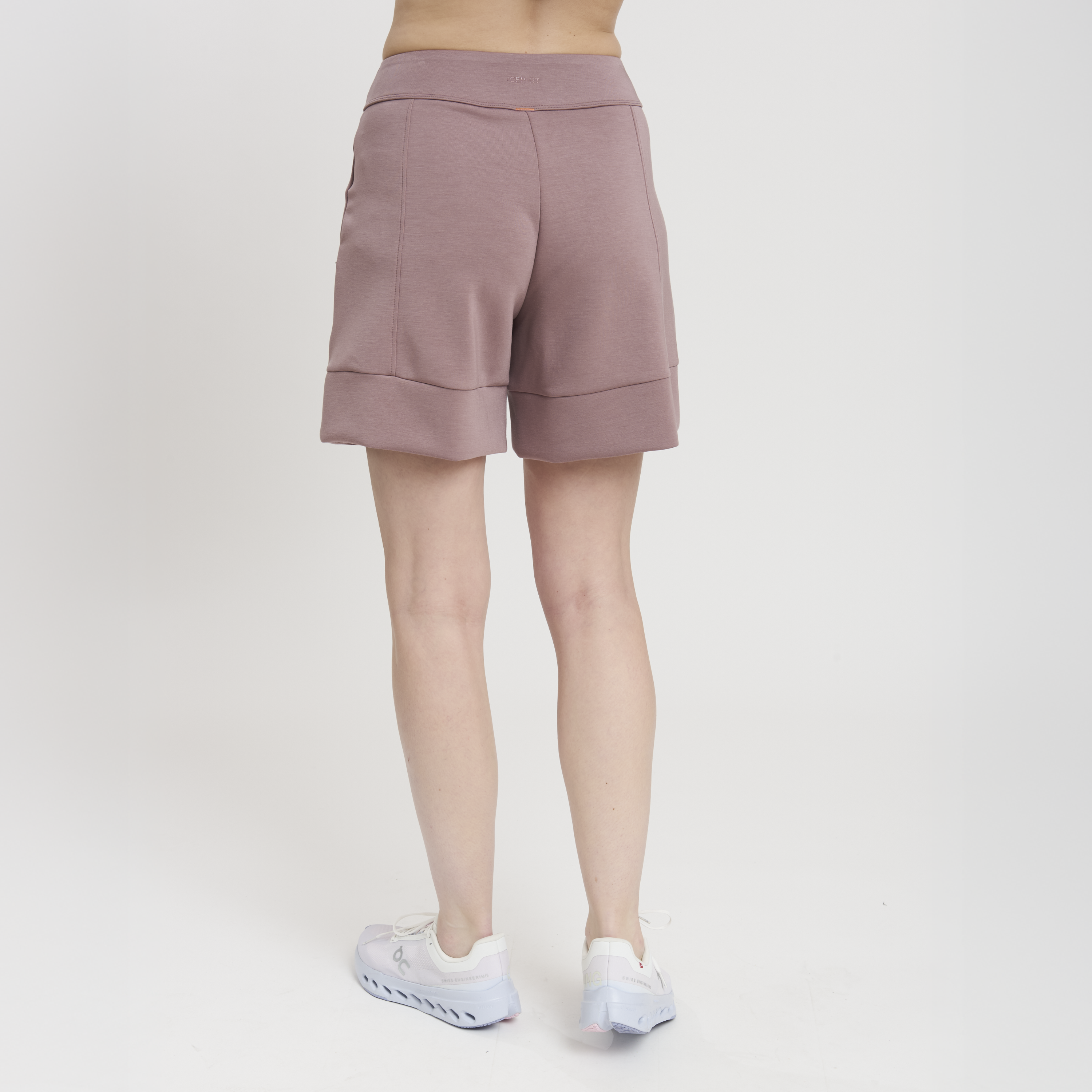 LA TITTY WOMAN BERMUDA PANT