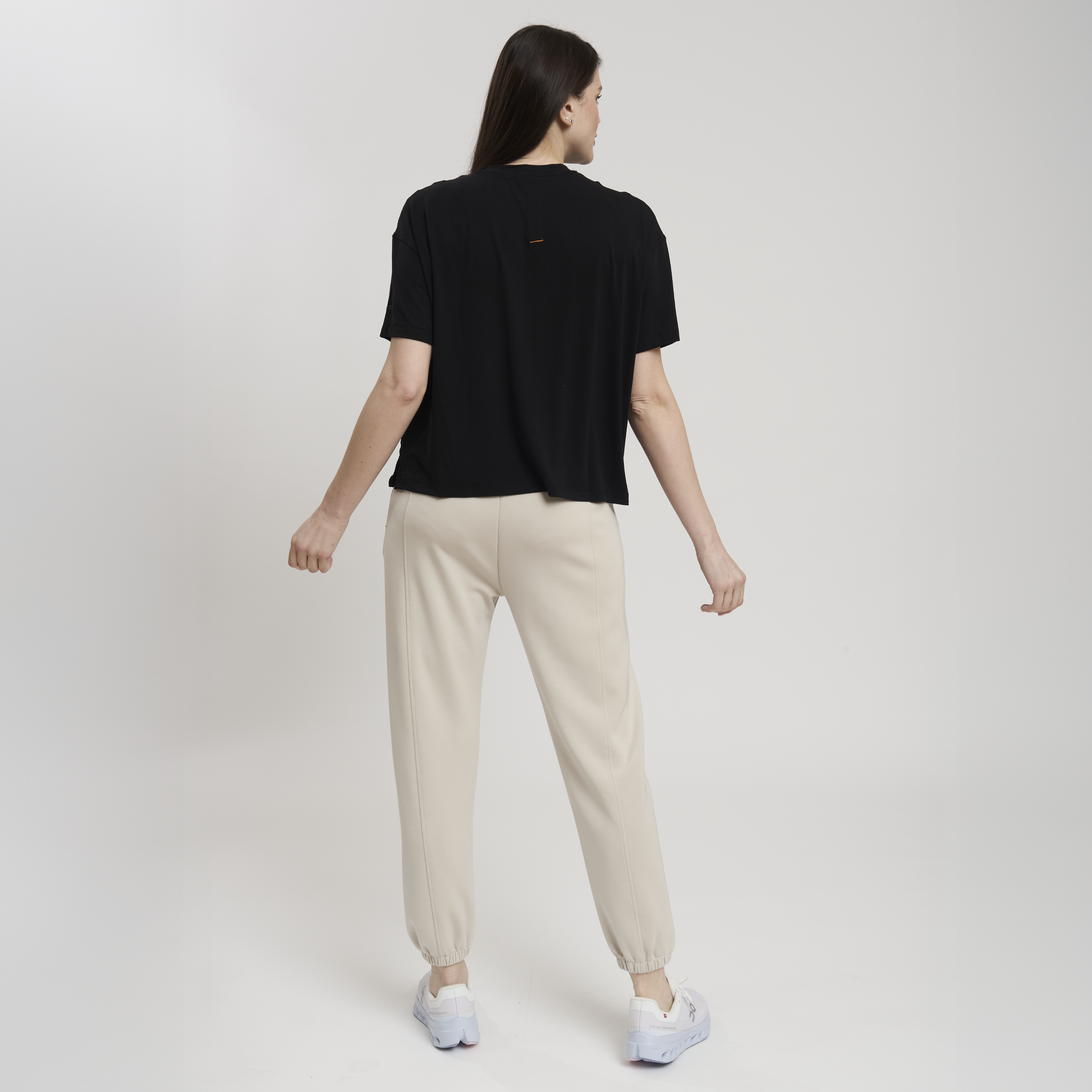 LA ELE WOMAN T-SHIRT SHORT SLEEVE