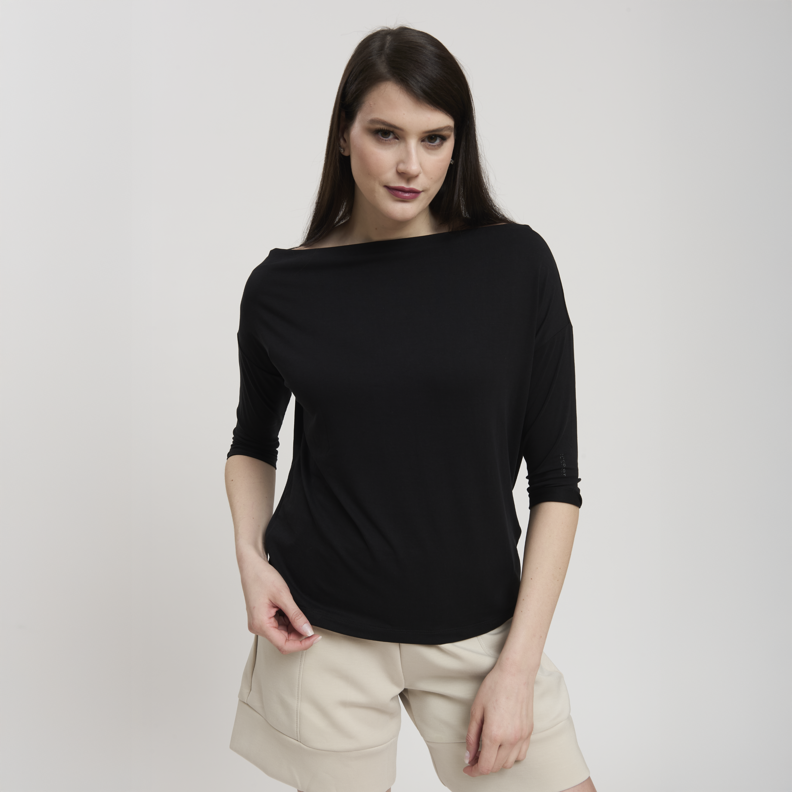 FIONA WOMAN T-SHIRT MEDIUM SLEEVE