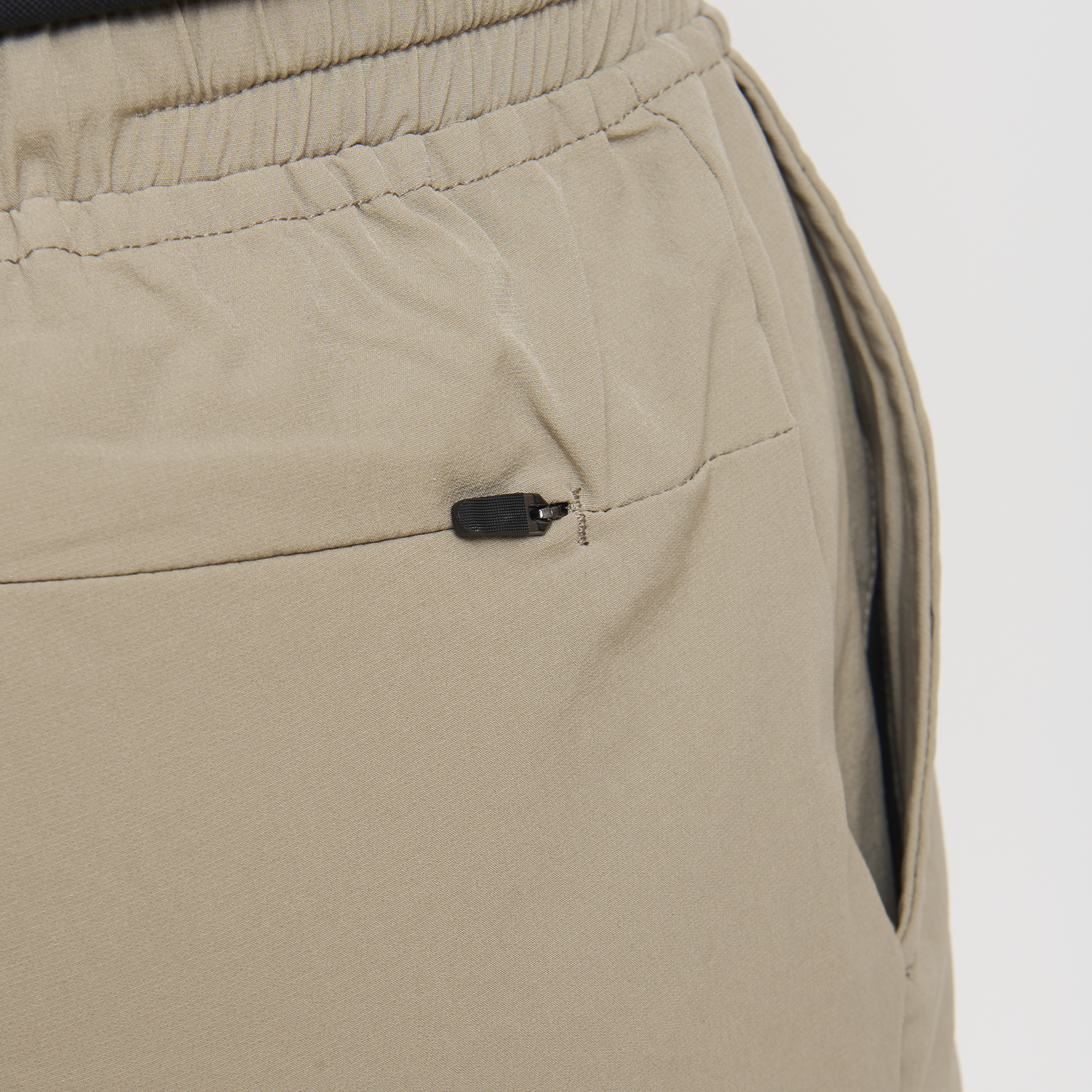 BERMUDA TECH MAN BERMUDA PANT