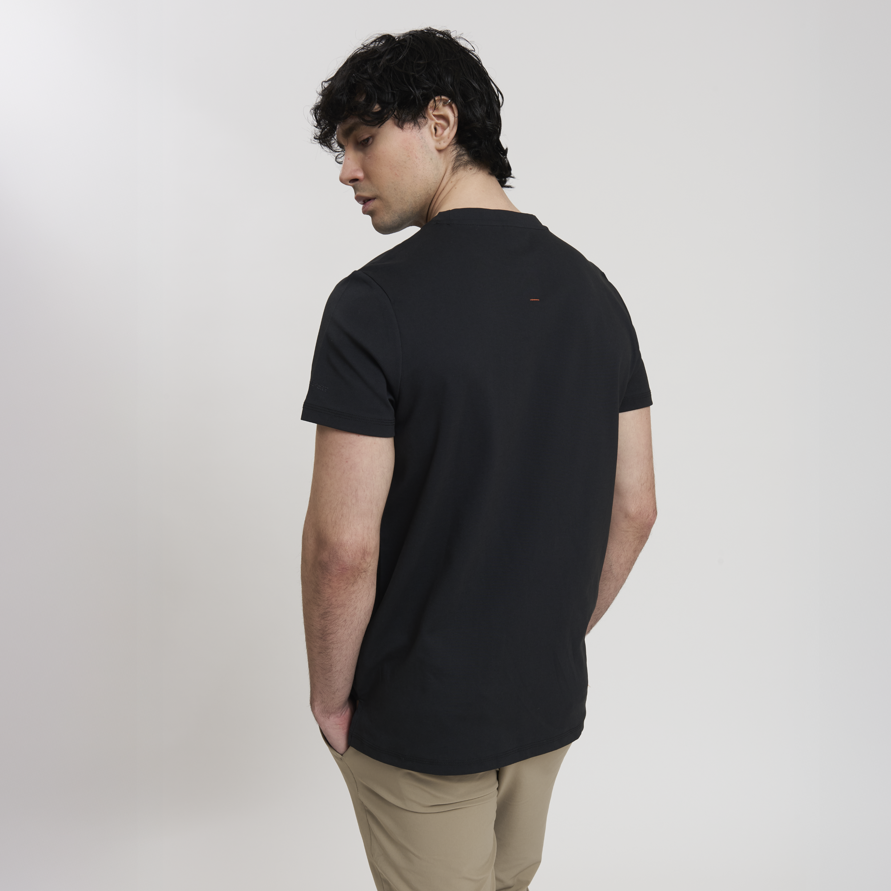 LA T-SHIRT MAN SHORT SLEEVE T-SHIRT