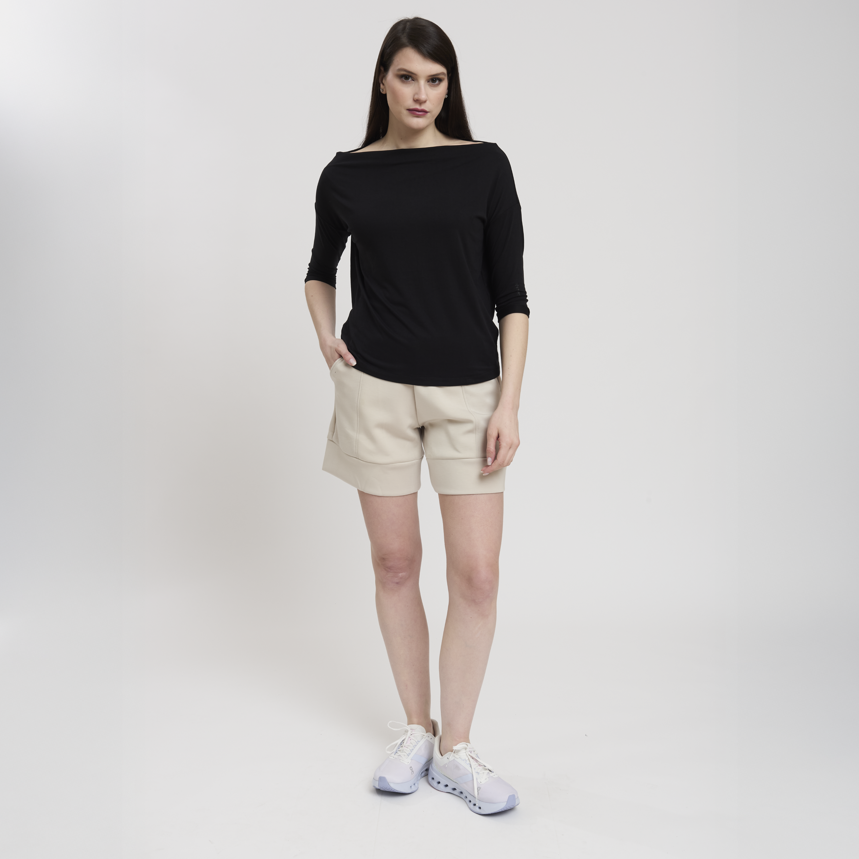 LA TITTY WOMAN BERMUDA PANT