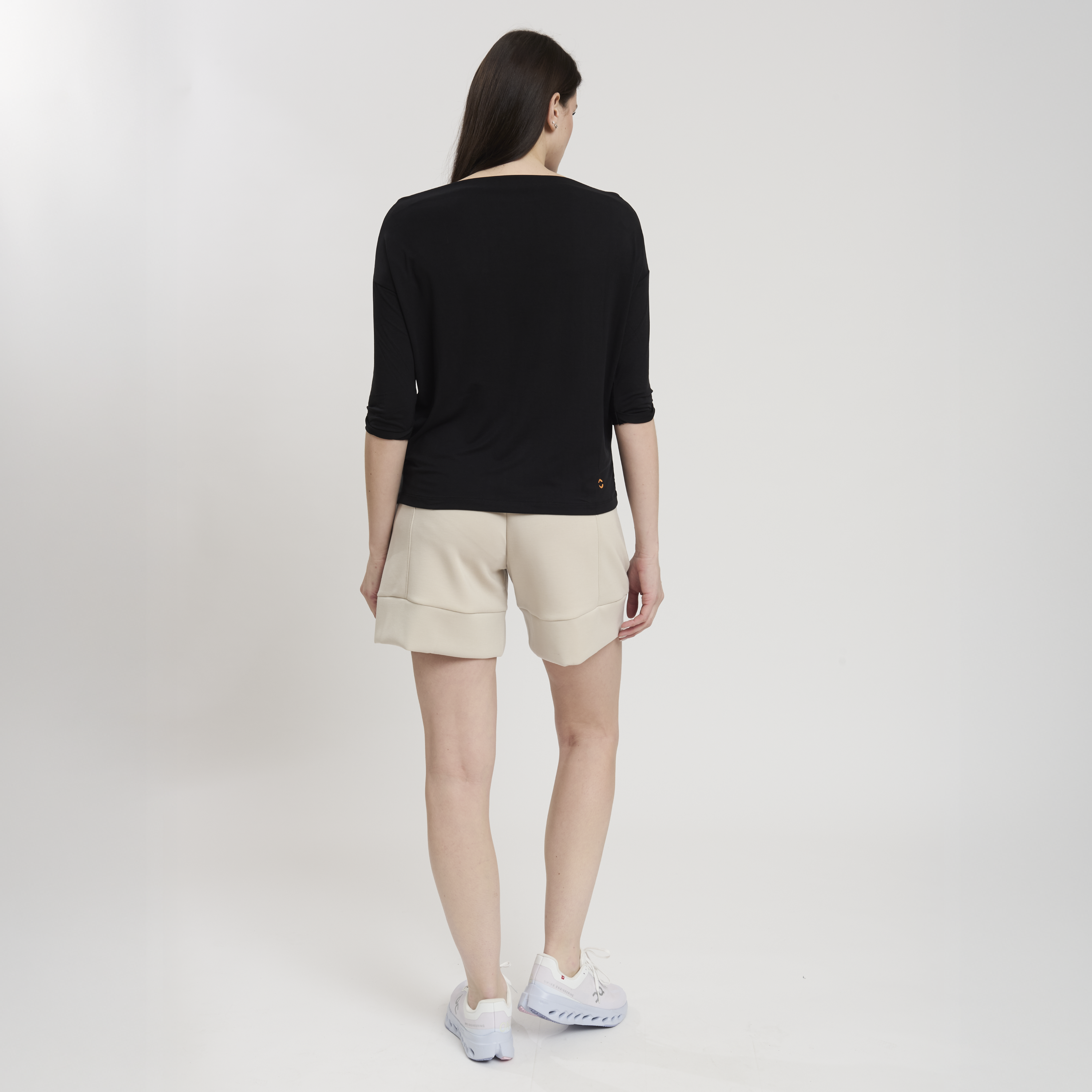 LA TITTY WOMAN BERMUDA PANT