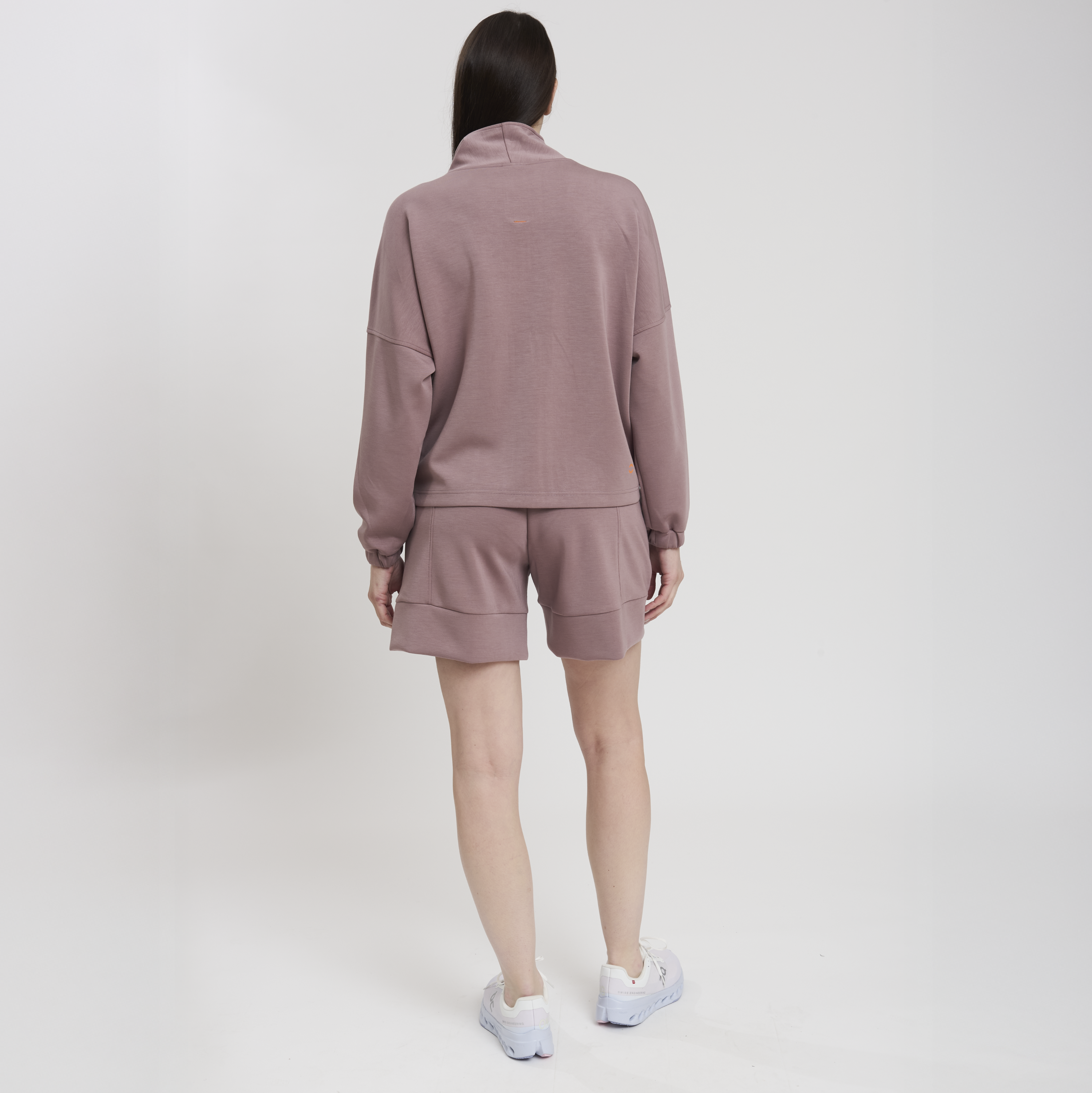 LA TITTY WOMAN BERMUDA PANT