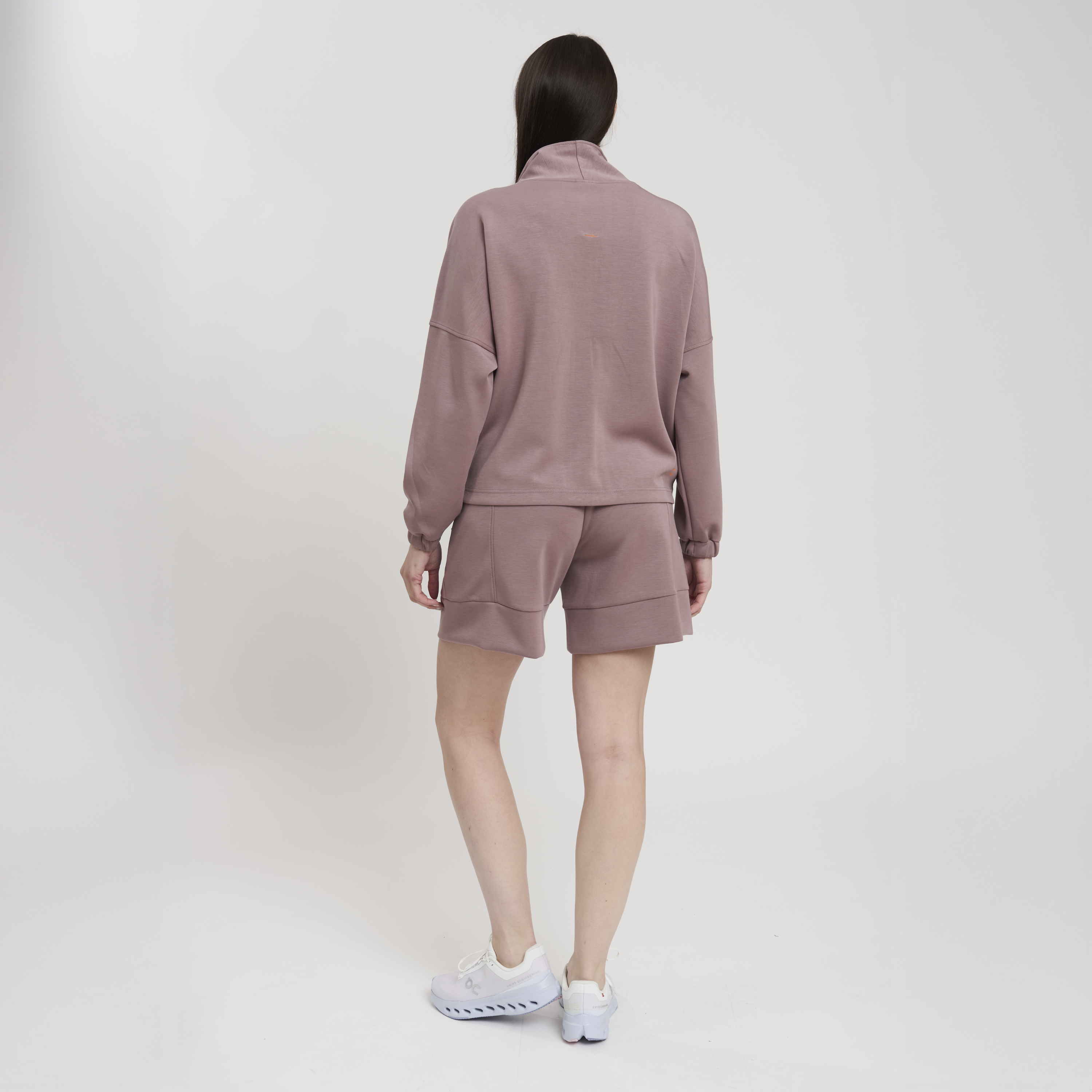 LA TITTY WOMAN BERMUDA PANT