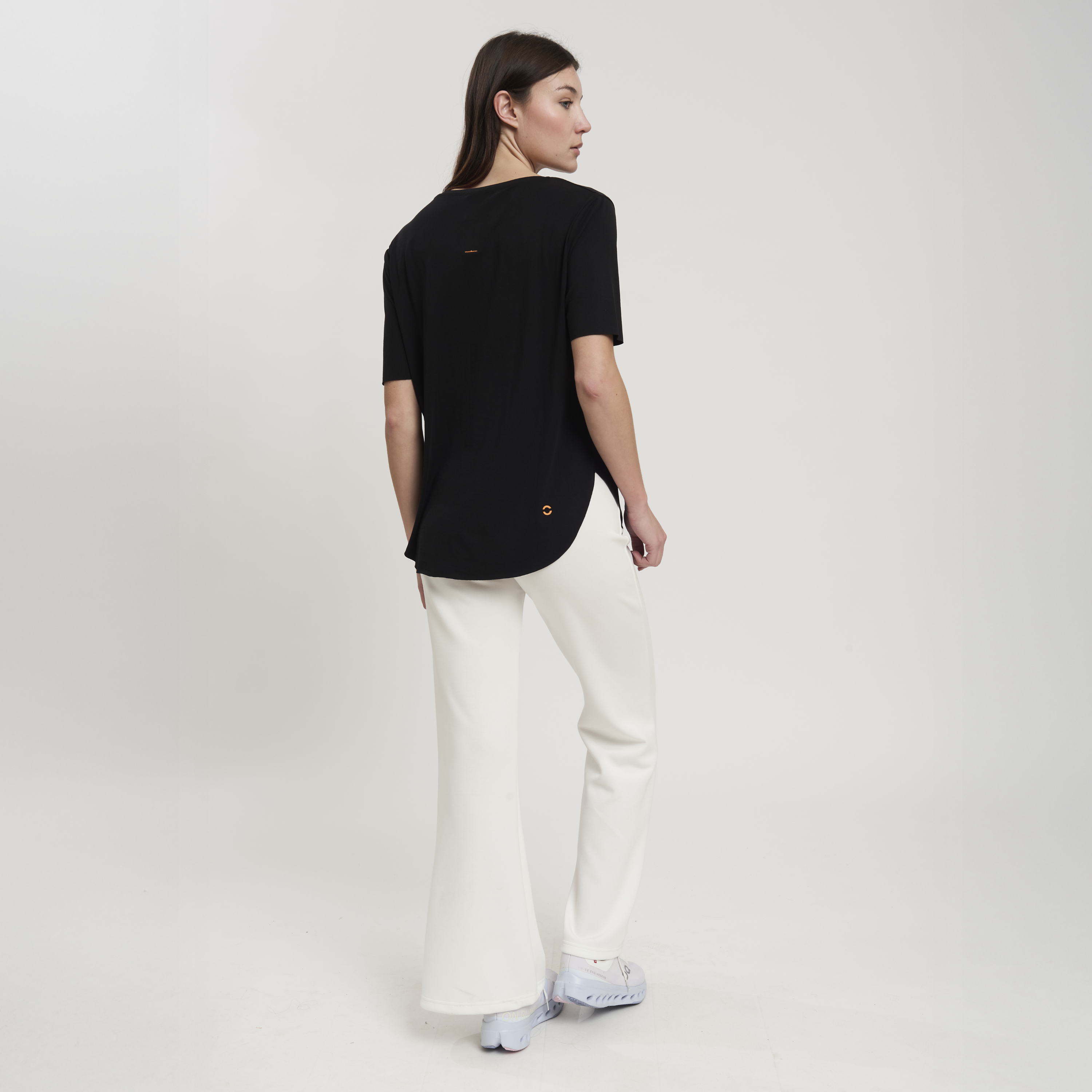LA MATI WOMAN T-SHIRT SHORT SLEEVE